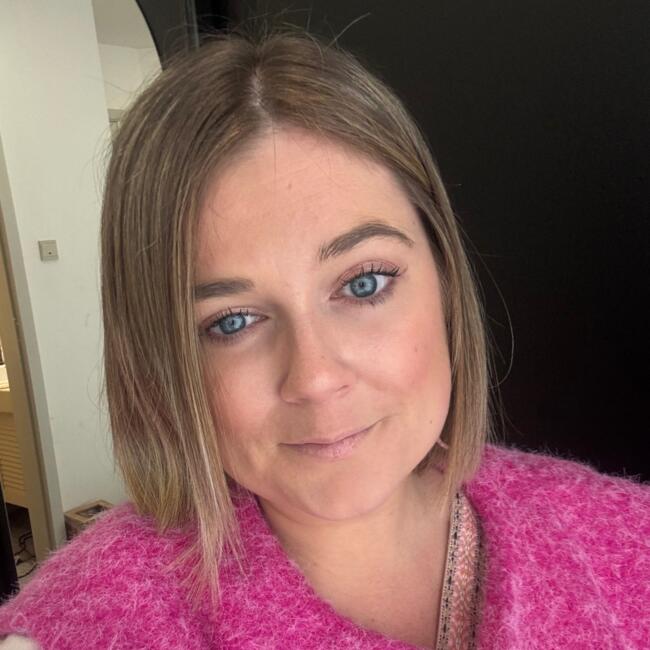 Babysitter in Anhée: Elza