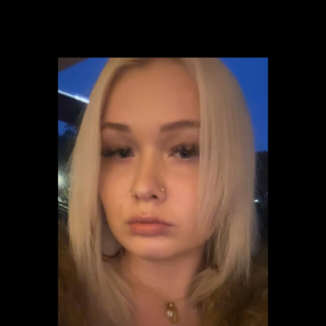 Babysitter in Luxembourg: Mila