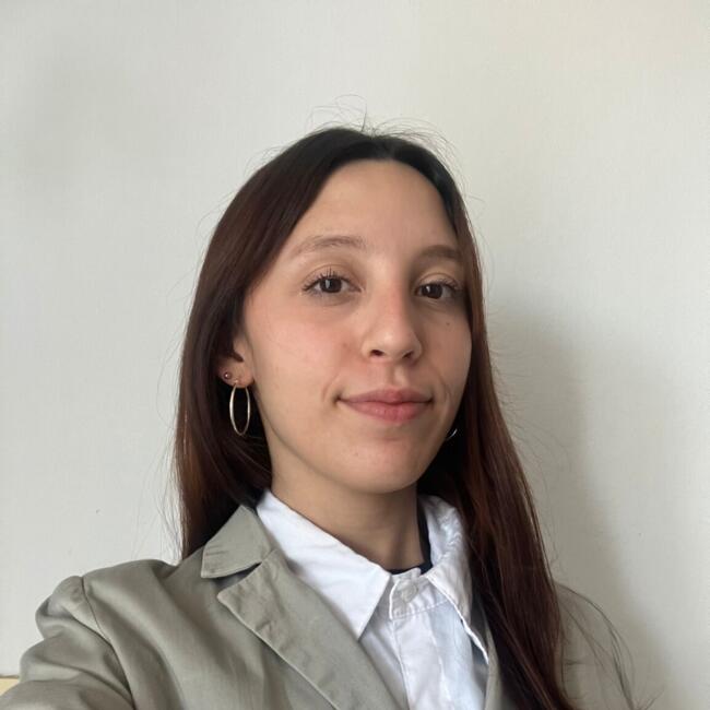 Babysitter in Rosario: Milena