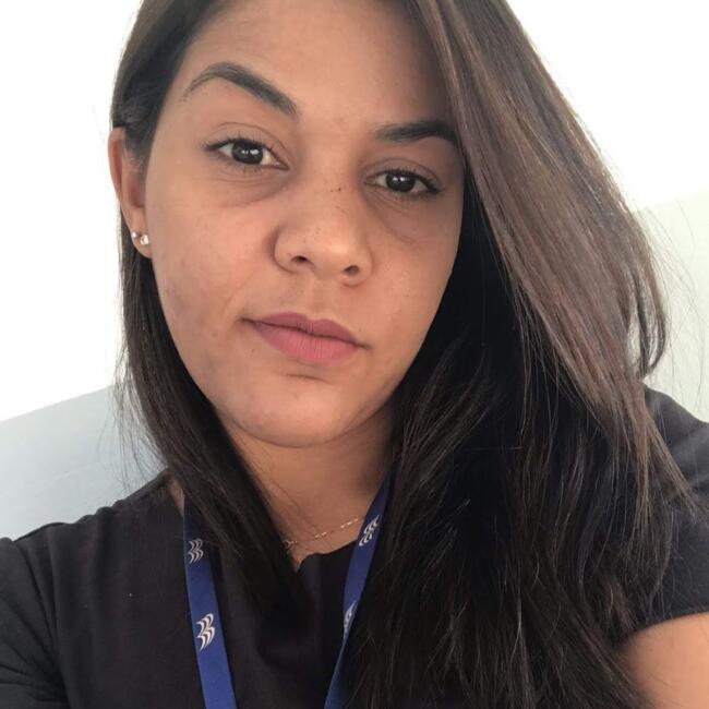Emprego de babá em Sinop: Emiliana