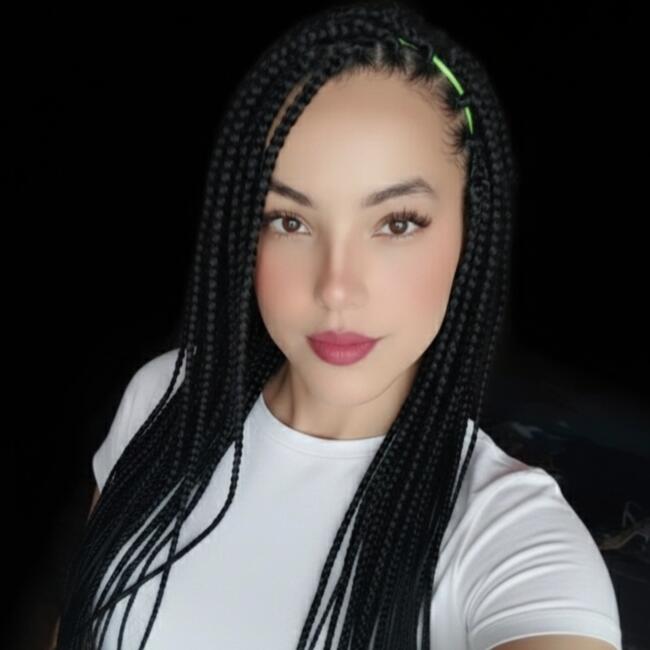 Babá em Contagem: Ana Carolina