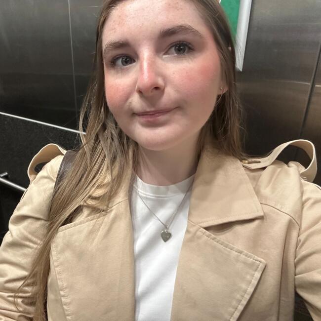 Babysitter in Wellington: Mikayla
