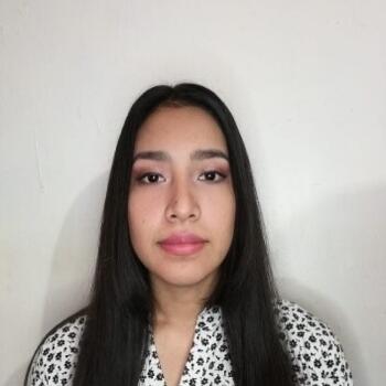 Babysitter in La Libertad: Naomi