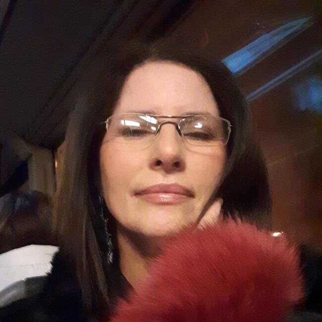 Babysitter in Niš: Jasmina