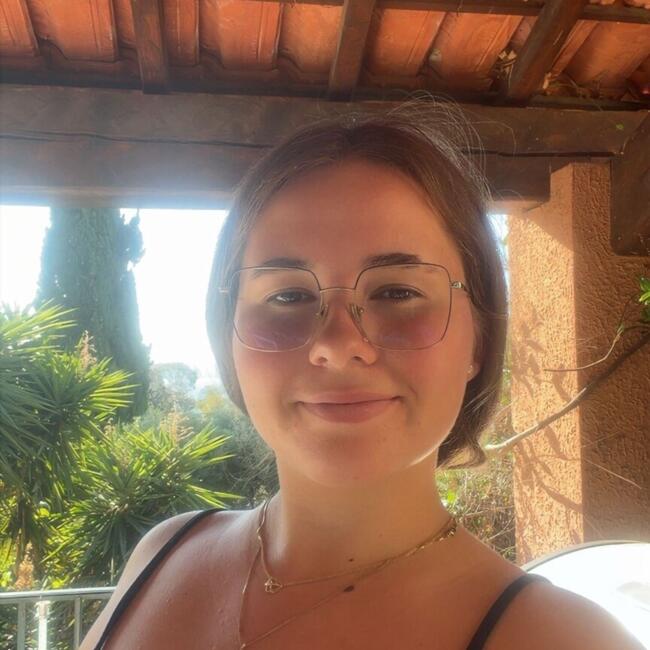 Babysitter in Le Lavandou: Déborah