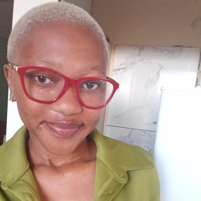 Babysitter in Mdantsane: Sinokholo