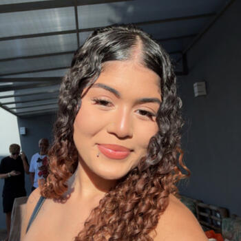 Babysitter in Serra: Rebecca