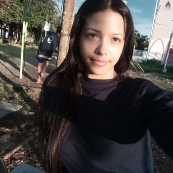 Babysitter in Santo Domingo de los Colorados: DILAN
