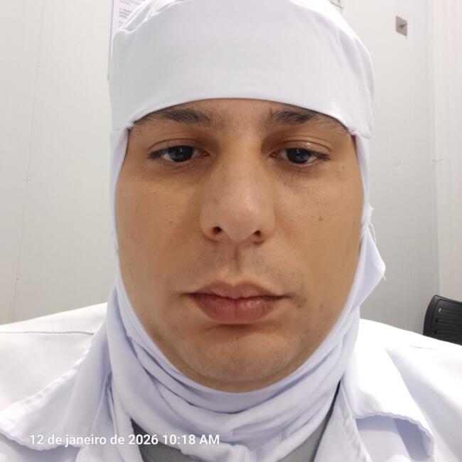 Emprego de babá em Cascavel: Bruno