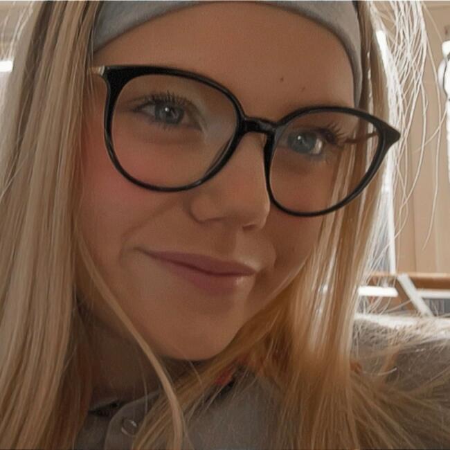 Babysitter in Den Helder: Mirthe