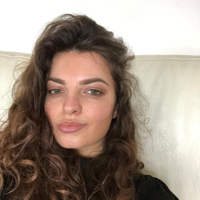 Babysitter in Neuilly-sur-Seine: Valentine