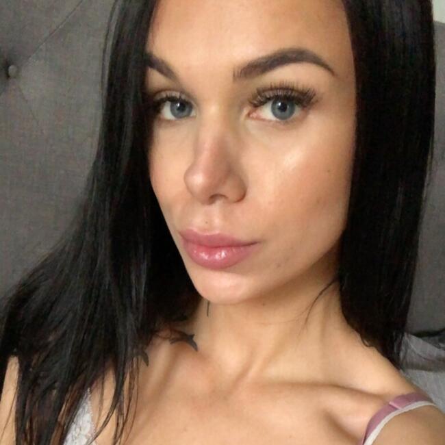 Babysitter in Tulsa: Isabella