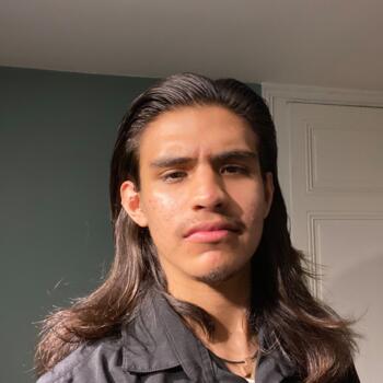 Babysitter in Bordeaux: Santiago de Jesús