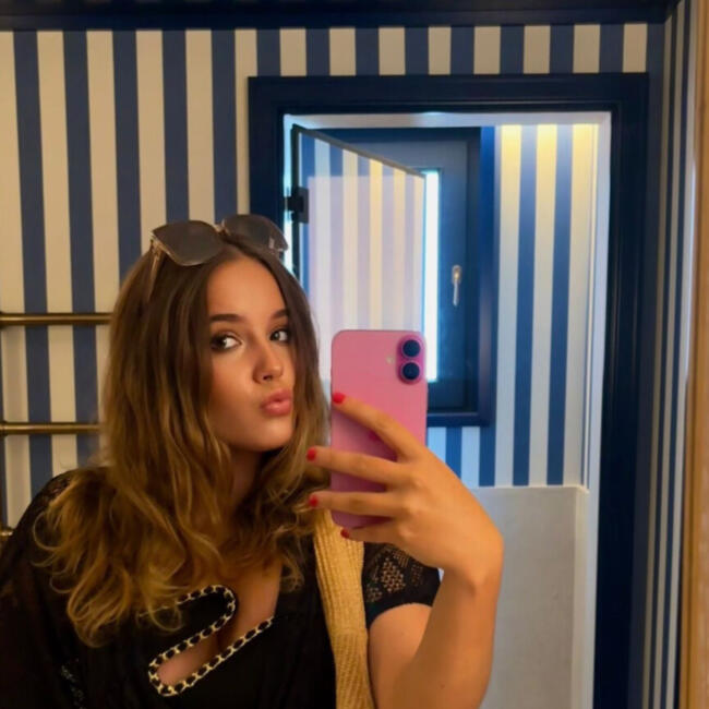 Canguro en Marbella: Adriana