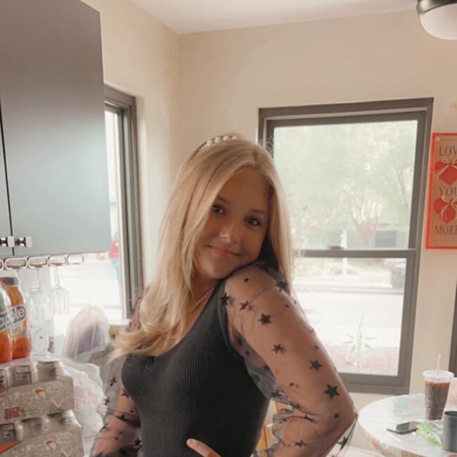 Babysitter in Mesa: Kayli