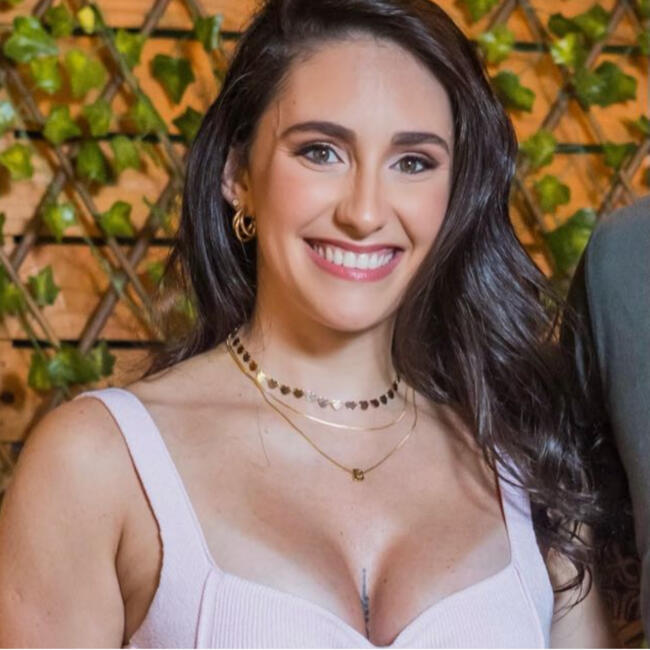 Babysitting job in Porto Alegre: Bruna