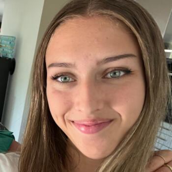 Babysitter in Visp: Celine