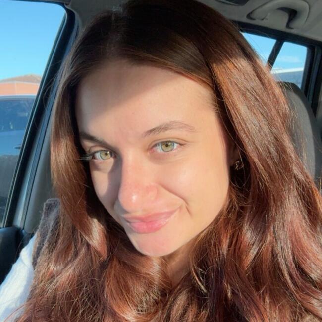Baby-sitter à Saint-Jory: Jade