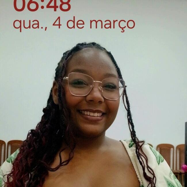 Babysitter in Serra: Mariana