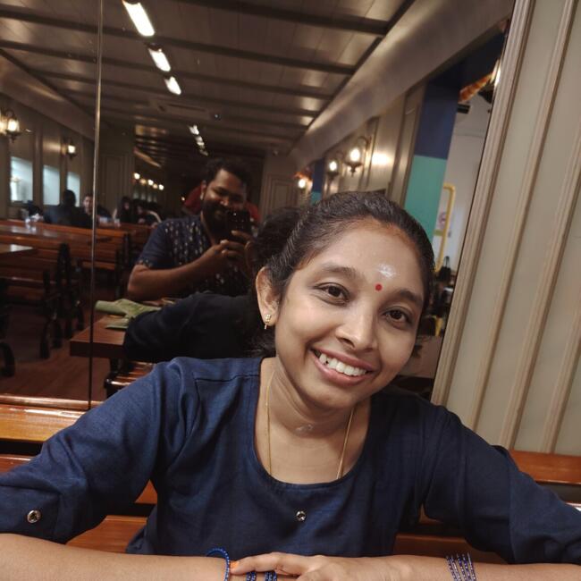 Pengasuh di Gelang Patah: Nanthini