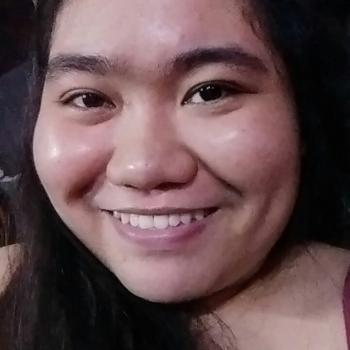 Babysitter in Singapore: Cherry Ann