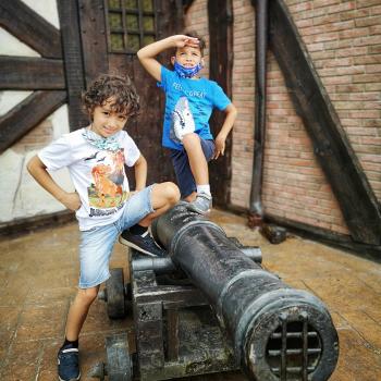 Lavoro per tata Gallarate: lavoro per babysitter Leone