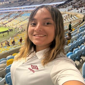 Babysitter in Niterói: Agatha