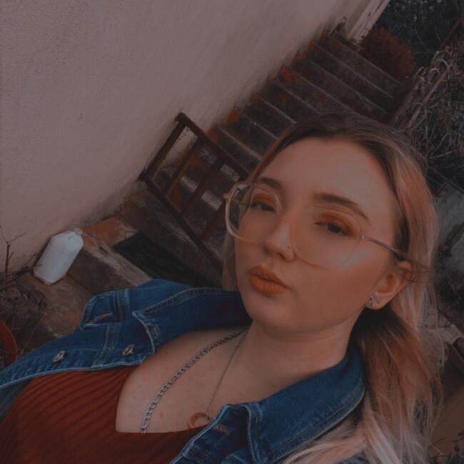 Babysitter in Vitry-sur-Seine: Anais