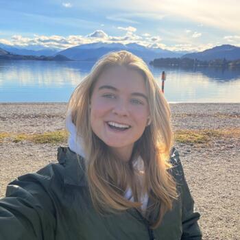 Oppas in Den Haag: Roos