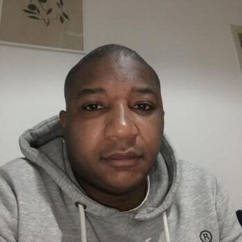 Babysitter in Gujan-Mestras: Steven
