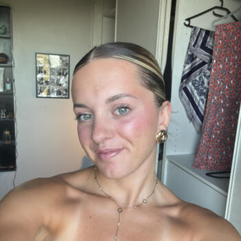 Babysitter Saint-Julien-sur-Bibost: Justine