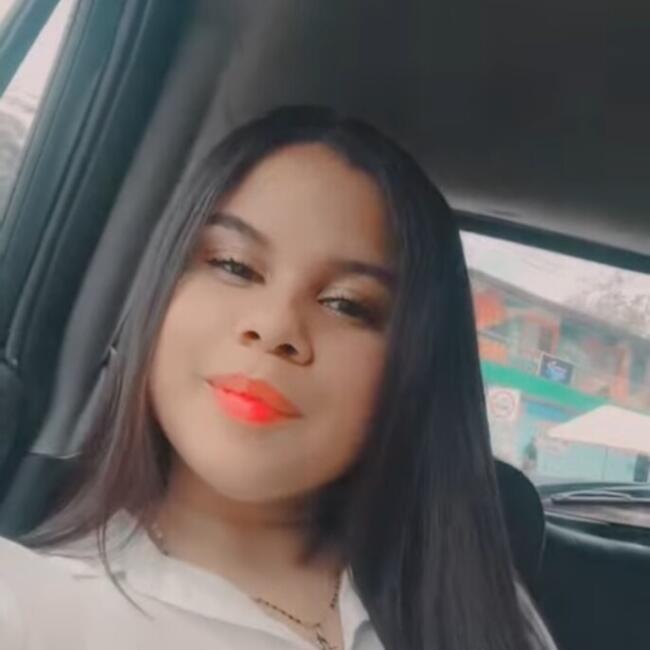 Babysitter in San Miguelito: Sasha