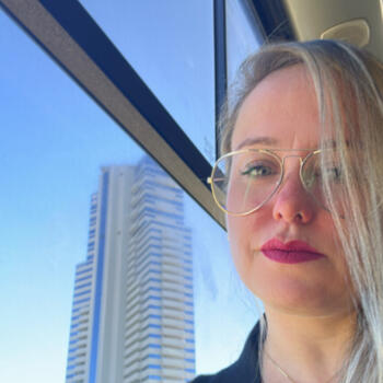 Babysitter Jundiaí: Liliane