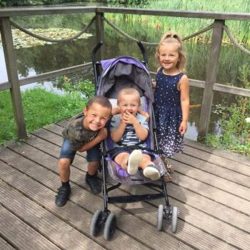 Babysitter Halen: Nele