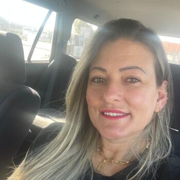 Babysitter in Rio de Mouro: Francielly