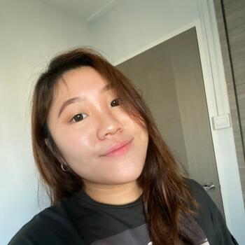 Babysitter in Singapore: Jaylyn