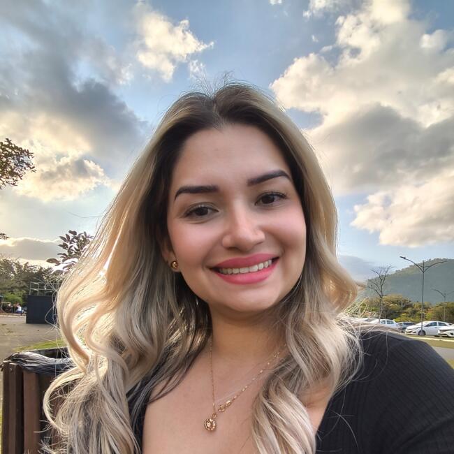 Babysitter in Timbó: Lauriane