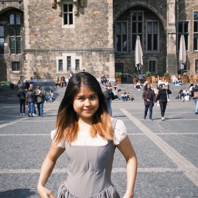 Babysitter in Gand: Pratchayaporn