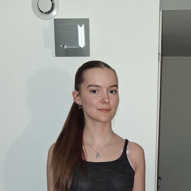 Babysitter in Villeurbanne: Laura
