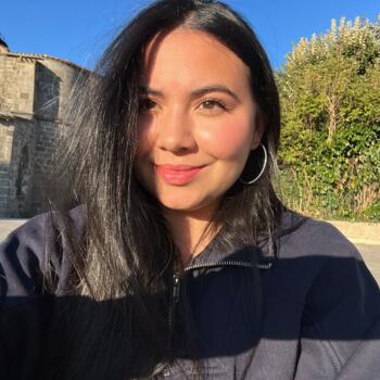 Babysitter in Paulhac (Cantal): Alissha