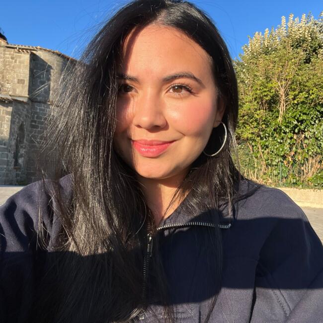 Babysitter in Paulhac (Cantal): Alissha