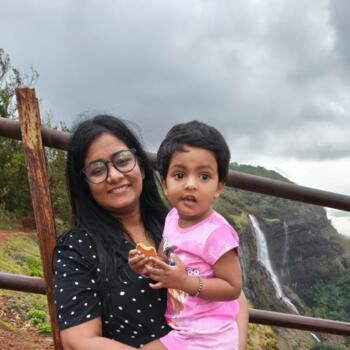 Babysitting job in Mumbai: babysitting job Swaet