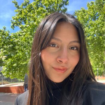 Canguro en Sevilla: Micaela