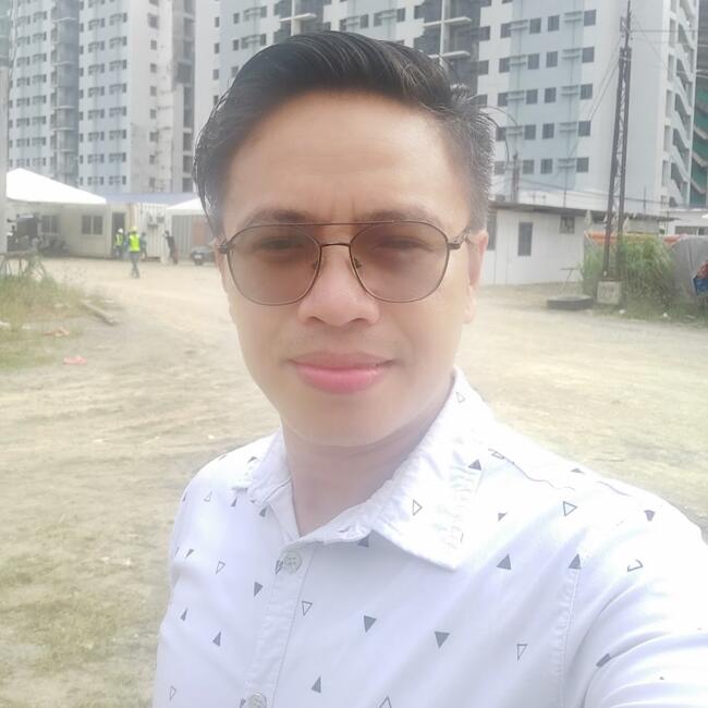 Babysitting job in Makati City: Don