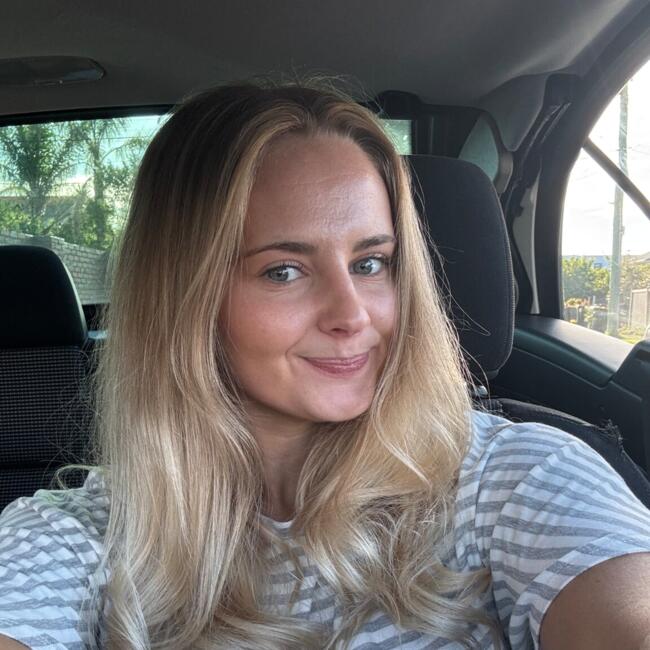 Babysitter in Melbourne: Alex