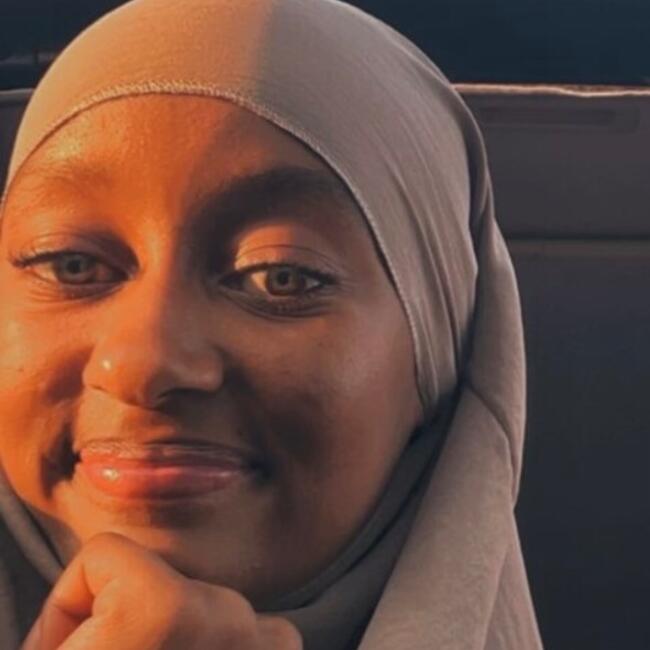 Babysitter in Villeneuve-Saint-Georges: Maria