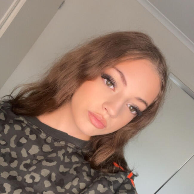 Babysitter in Brisbane: Shamieka