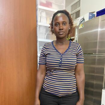 جليسة أطفال في أبوظبي: Baliyana