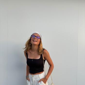 Babysitter in Feigneux: Juliette