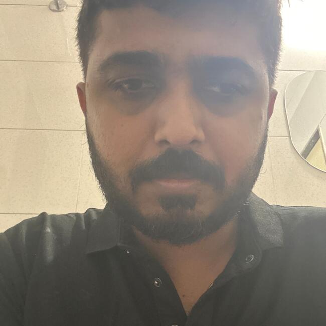 अहमदाबाद में बेबीसिटिंग की नौकरी: Maunil